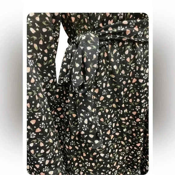 Streetwear  Society NWT Mini Floral Dress Size XL - Picture 3 of 9